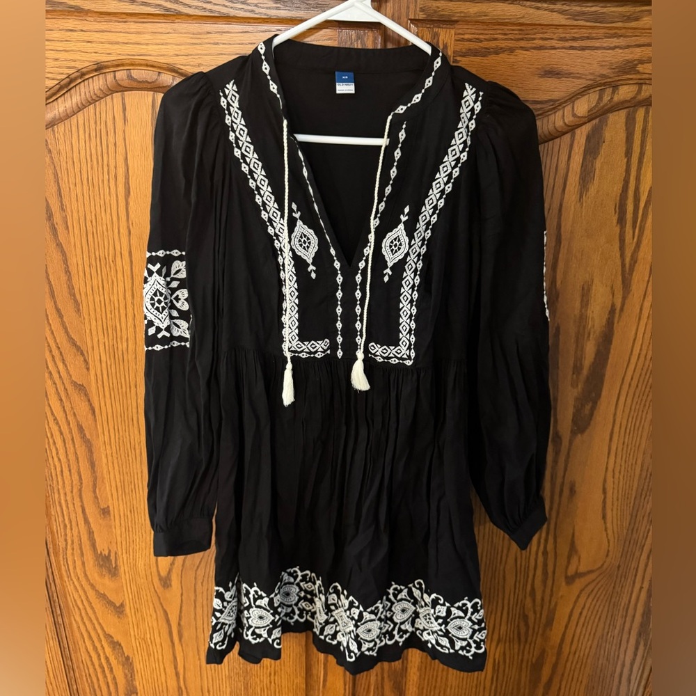 Old Navy Black Embellished Tunic with Mandarin Collar